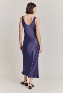 Palm Satin Slip Midi Dress Purple 9 Palm Satin Slip Midi Dress Purple -Ghost Fashion Store D05G003A L07 28753 650px 964px