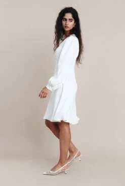 Shyla Crepe Knee-Length Dress Ivory -Ghost Fashion Store D05G036 M12 25761 650px 964px
