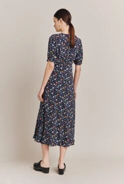Becca Navy Floral Print Midi Dress Navy Floral 11 Becca Navy Floral Print Midi Dress Navy Floral -Ghost Fashion Store D06G028A Z31 27364 650px 964px