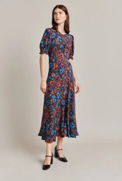 Lainey Crepe Midi Dress Blue Ikat 13 Lainey Crepe Midi Dress Blue Ikat -Ghost Fashion Store D07G027 Z88 28790 650px 964px