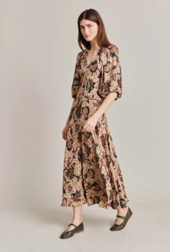 Dana Crepe Midi Dress Cream Jacobean Floral 13 Dana Crepe Midi Dress Cream Jacobean Floral -Ghost Fashion Store D07G030 Z87 28806 650px 964px