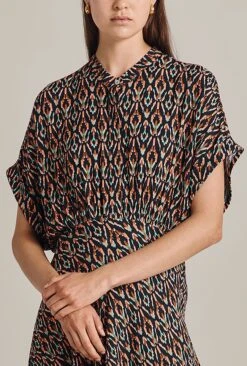 Harriet Crepe Midi Dress Black Soft Ikat 11 Harriet Crepe Midi Dress Black Soft Ikat -Ghost Fashion Store D07G044 Z07 29286 650px 964px