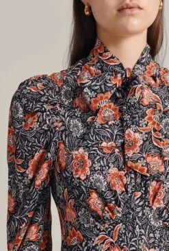 Erin Crepe Midi Dress Red Batik Bloom 11 Erin Crepe Midi Dress Red Batik Bloom -Ghost Fashion Store D07G045 Z08 29269 650px 964px