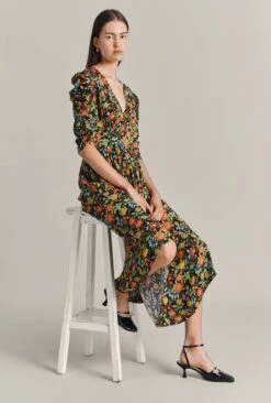 Sarah Crepe Midi Dress Classic Floral -Ghost Fashion Store D07G052 Z09 29583 650px 964px