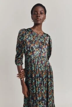 Maya Tiered Satin Midi Dress Green Ikat 12 Maya Tiered Satin Midi Dress Green Ikat -Ghost Fashion Store D07G054 Z76 29848 650px 964px