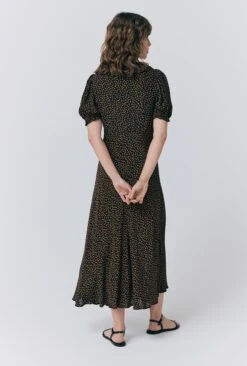 Matilda Floral Midi Dress 9 Matilda Floral Midi Dress -Ghost Fashion Store D10G026 Z67 33155 650px 964px