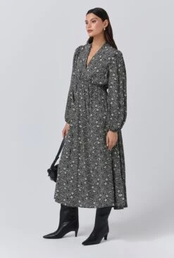 Petal Crepe V Neck Midi Waisted Dress 9 Petal Crepe V Neck Midi Waisted Dress -Ghost Fashion Store D11G041 ZA6 33942 650px 964px