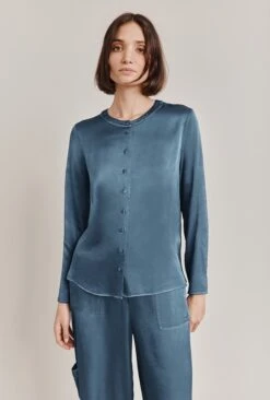 Efie Satin Blouse Dark Blue -Ghost Fashion Store Q06G010 K74 28598 650px 964px