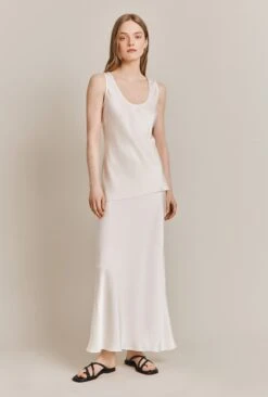 Margot Satin Top Ivory -Ghost Fashion Store Q06G015 M12 27645 650px 964px