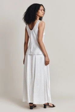 Margot Satin Top White Spot 17 Margot Satin Top White Spot -Ghost Fashion Store Q06G020 Z70 28369 650px 964px