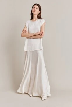 Melody Satin Short Sleeve Top Ivory 10 Melody Satin Short Sleeve Top Ivory -Ghost Fashion Store Q07G019 M12 28875 650px 964px