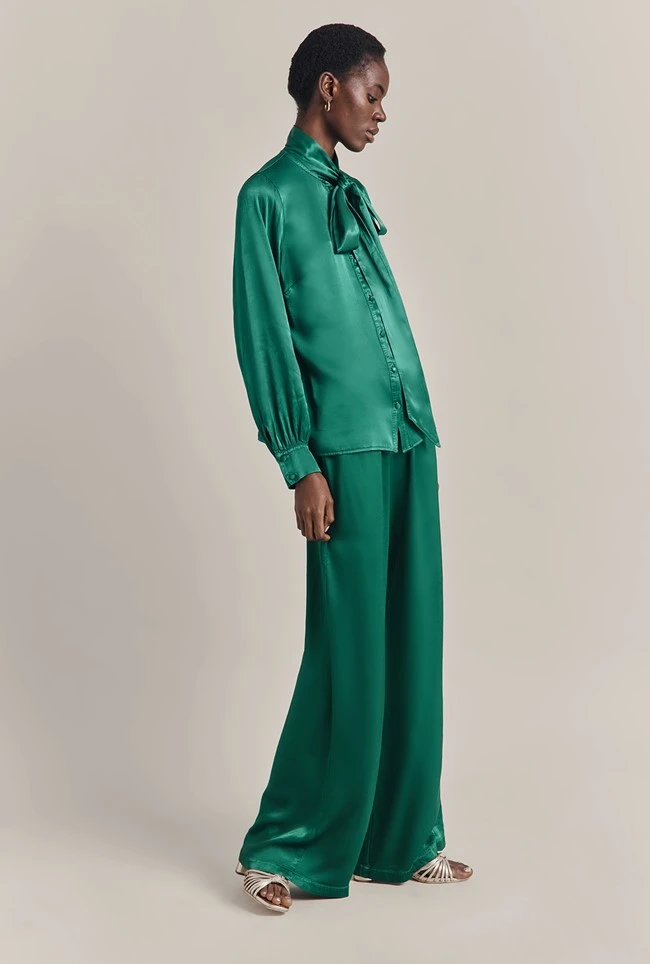 Anna Satin Pussybow Blouse Green 5 Anna Satin Pussybow Blouse Green - Image 3