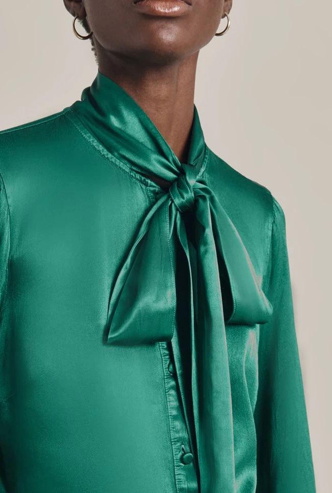 Anna Satin Pussybow Blouse Green 8 Anna Satin Pussybow Blouse Green - Image 6