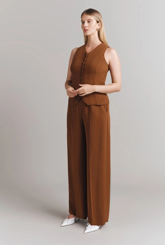 Bonnie Crepe Waistcoat 5 Bonnie Crepe Waistcoat - Image 3