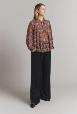 Jennifer Georgette Floral Blouse 8 Jennifer Georgette Floral Blouse -Ghost Fashion Store Q09G023 Z52 32582 650px 964px