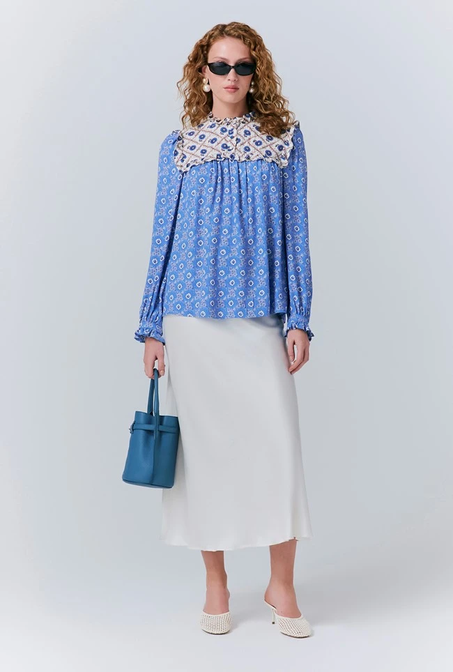 Naomi Crepe Contrast Floral Blouse 4 Naomi Crepe Contrast Floral Blouse - Image 2