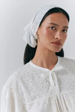 Loren Embroidered Cotton Blouse 10 Loren Embroidered Cotton Blouse -Ghost Fashion Store Q10G017 C01 33635 650px 964px