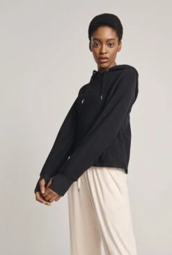 Cropped Organic Hoodie Black