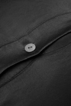 Alana Cushion Black -Ghost Fashion Store YV22DA A01 21783 650px 964px